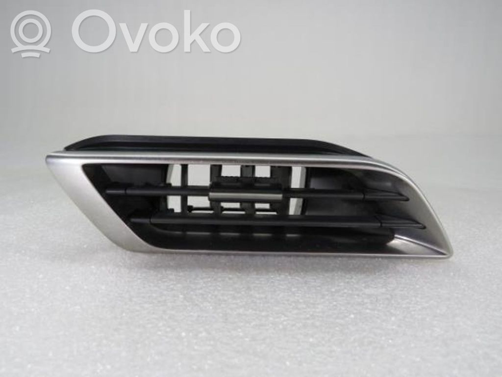 Peugeot 3008 II Dash center air vent grill 