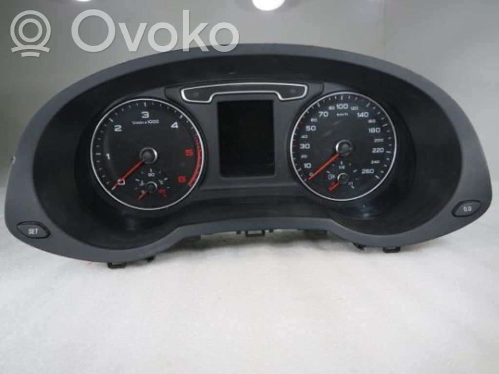 Audi Q3 8U Tachimetro (quadro strumenti) 