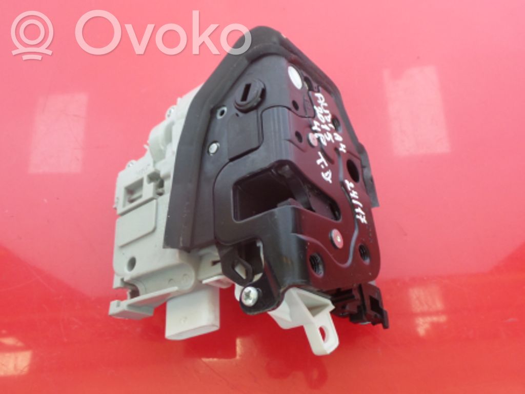 Audi RS4 B9 Rear door lock 