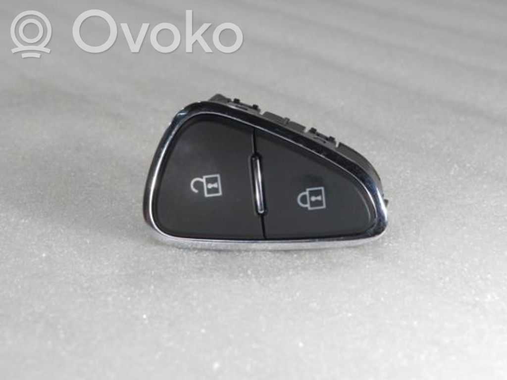 Opel Corsa E Interruptor de control multifunción 