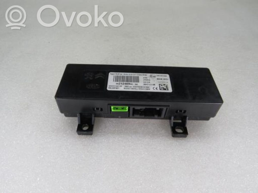 Peugeot 3008 II Multifunctional control switch/knob 