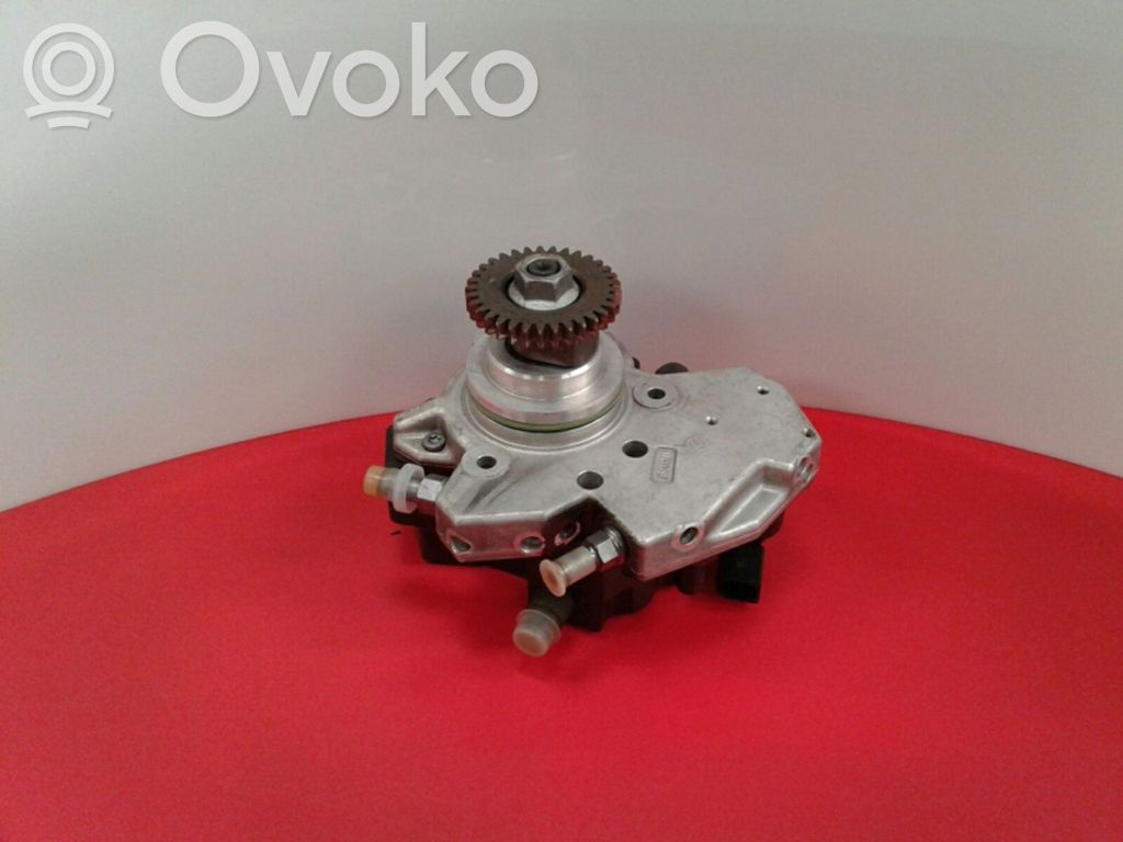 Mercedes-Benz CLS C219 Fuel injection high pressure pump 