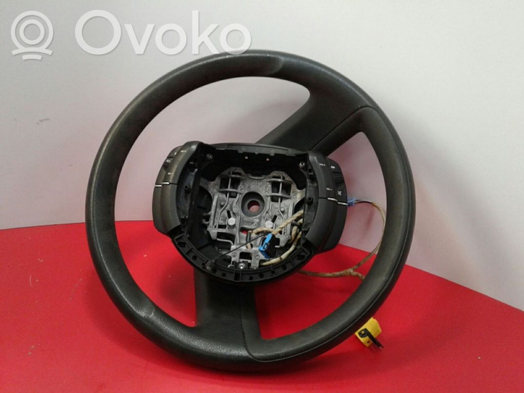Steering wheel   96823700ZD