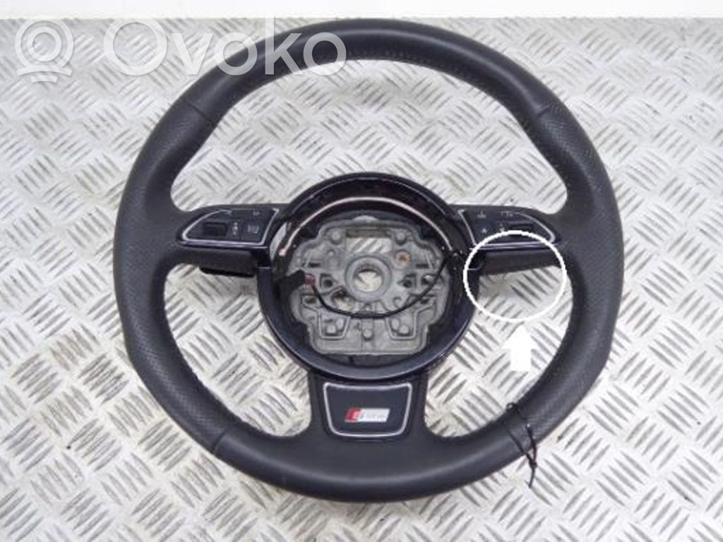 Audi A1 Steering wheel 