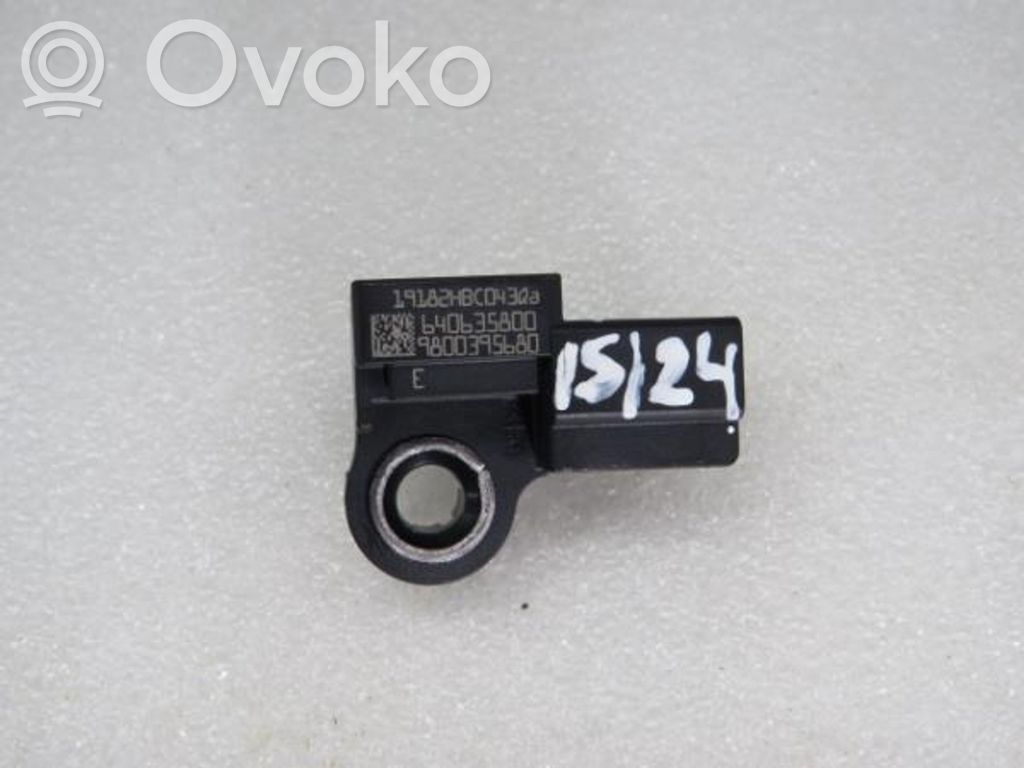 Peugeot 308 Airbagsensor Crashsensor Drucksensor 
