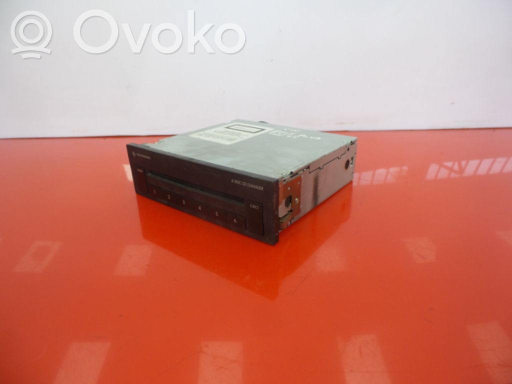 CD/DVD mainītājs   1K0,035,1K0035110B