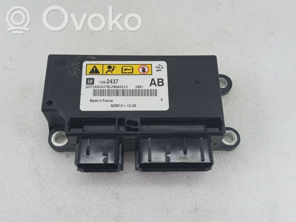 Opel Astra J Gaisa spilvenu vadības bloks 