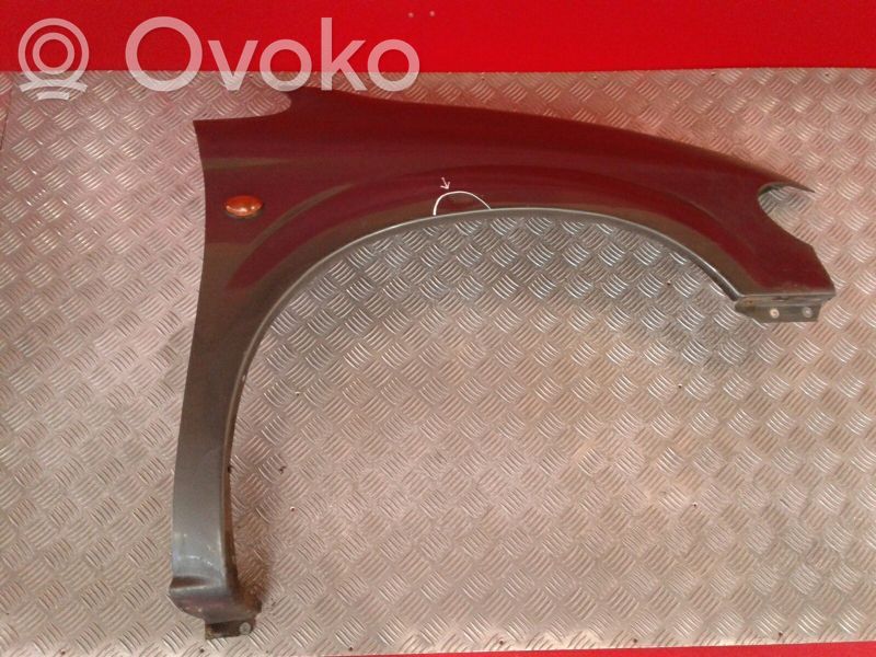 Chrysler Voyager Fender 