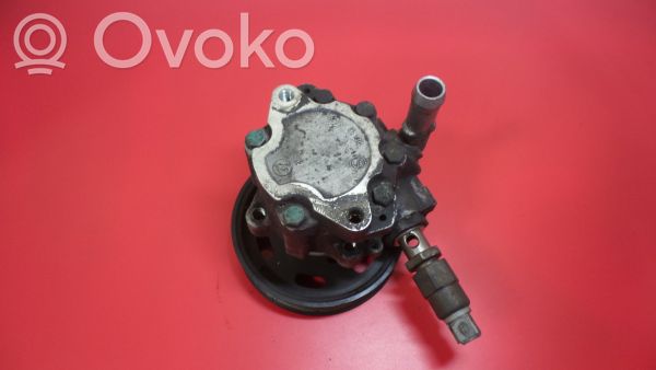 Audi TT Mk1 Ohjaustehostimen pumppu 