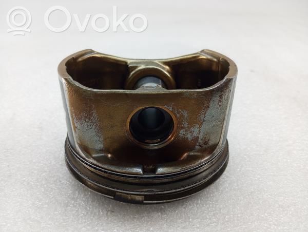Piston   80965