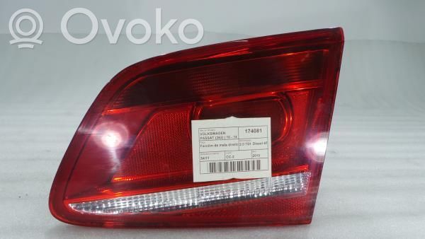 Volkswagen PASSAT B7 Luci posteriori del portellone del bagagliaio 