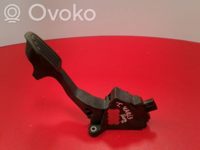 Toyota Yaris Gaspedal 