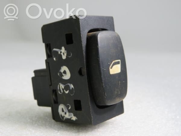 Electric window control switch   115615326,5326,561