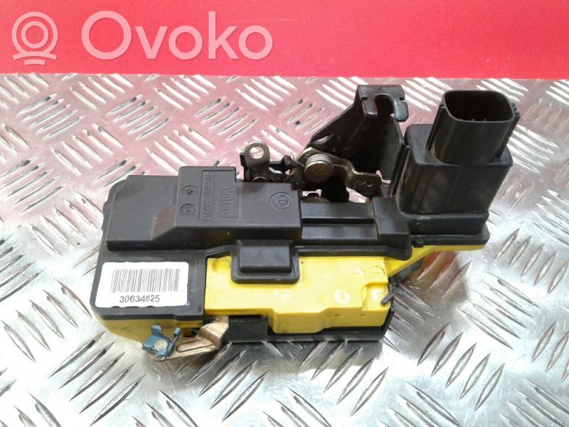 Volvo V70 Zamek drzwi tylnych 