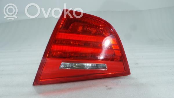 BMW 3 E90 E91 Lampy tylnej klapy bagażnika 