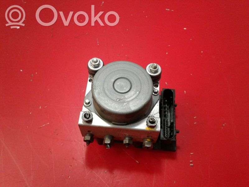Renault Clio III Pompe ABS 
