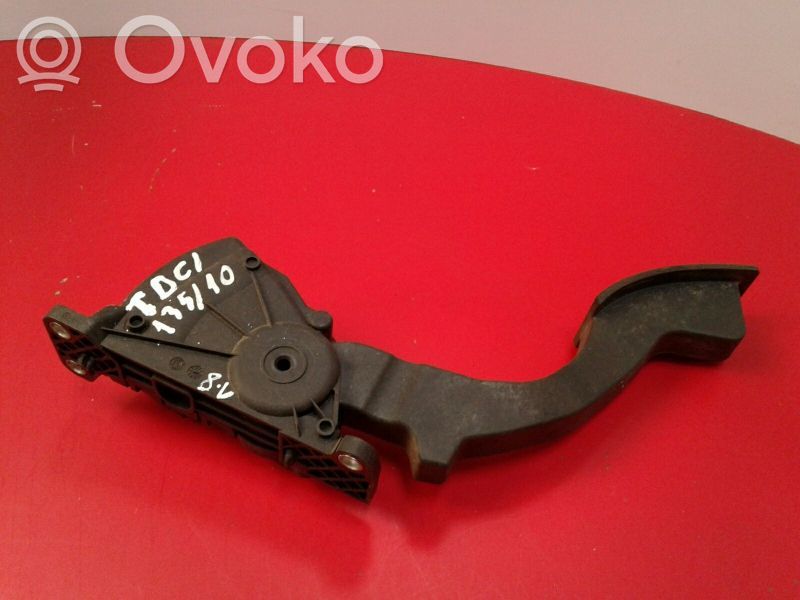 Akceleratoriaus pedalas   4M51,135,6PV00864132,9F836,AK