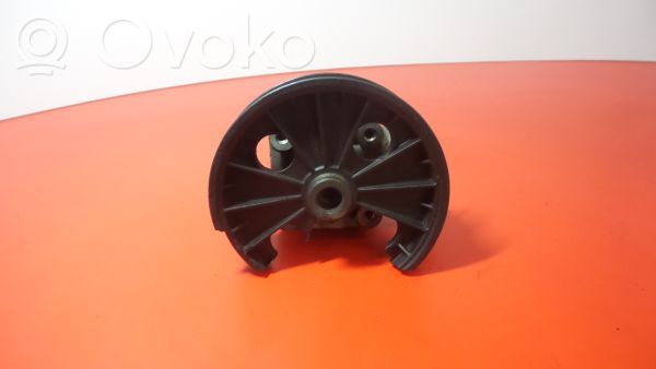 Volvo S40, V40 Vairo stiprintuvo siurblys 