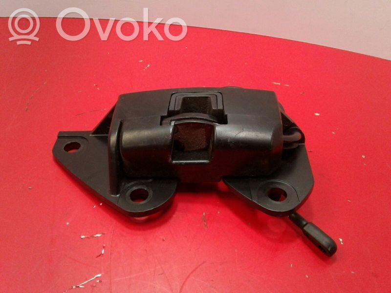Renault Megane II Tailgate exterior lock 