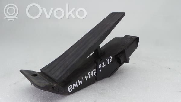 Akceleratoriaus pedalas   3542,12037310,3542678658901,678658901,6PV00937920,74766500,II200508