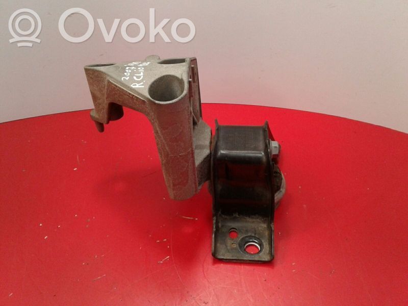 Engine mount bracket   8200477151