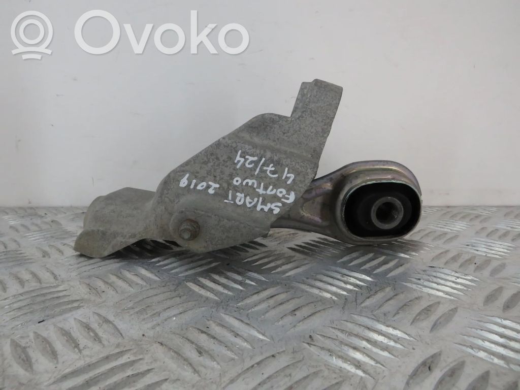 Smart ForFour II W453 Engine mount bracket 