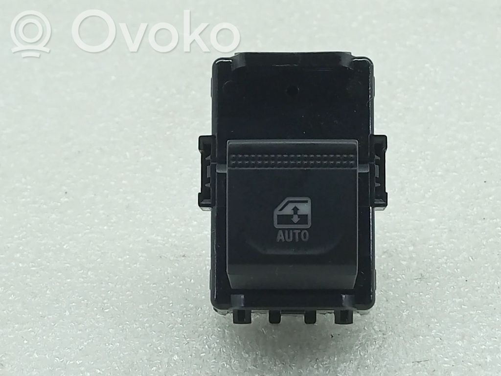 Renault Clio V Electric window control switch 