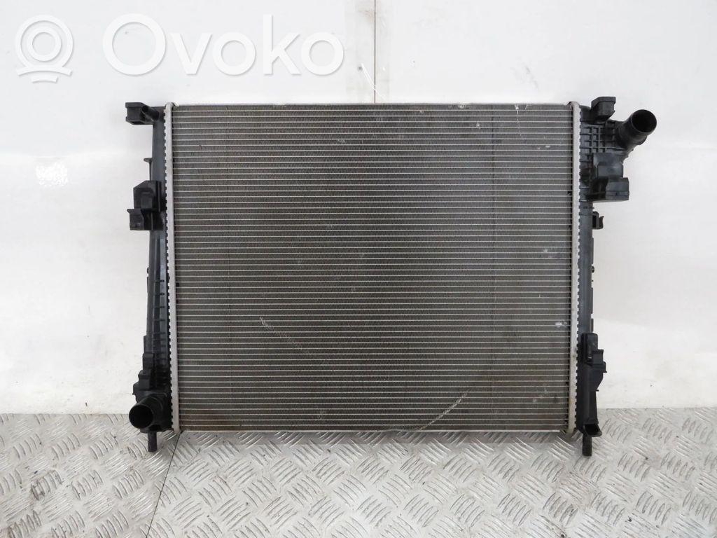 Opel Vivaro Radiator lichid răcire 