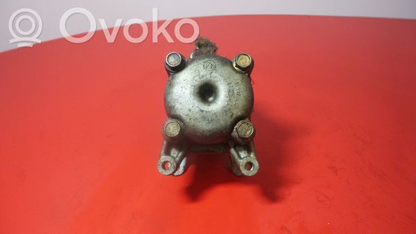 Power steering pump   951,07