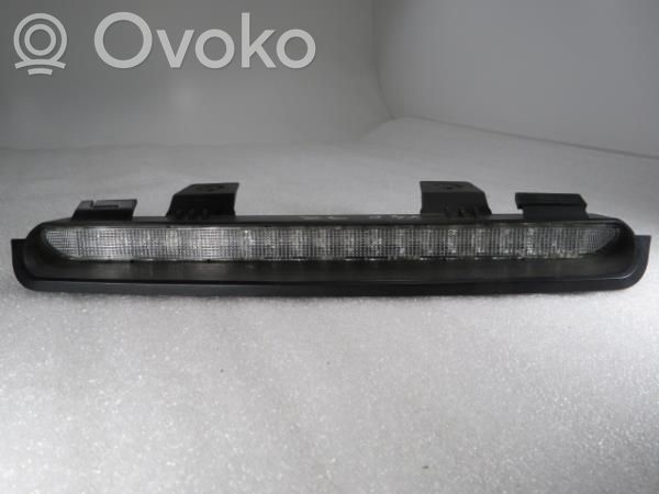 Volvo S40, V40 Papildomas stop žibintas 