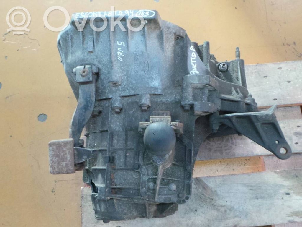 Ford Escort Mechaninė 5 pavarų dėžė 
