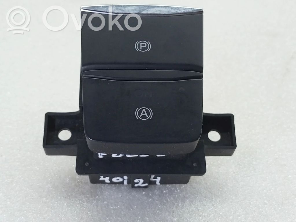 Ford Focus Interrupteur / bouton multifonctionnel