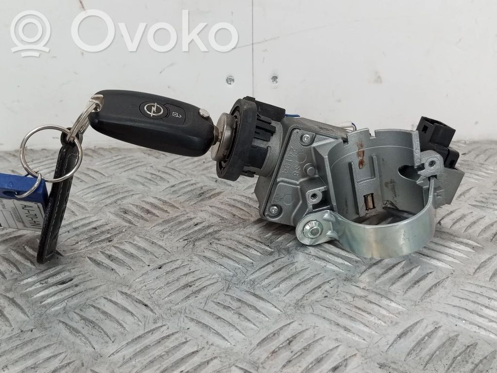 Užvedimo spynelė   39213434,13520523,F00HJ01993