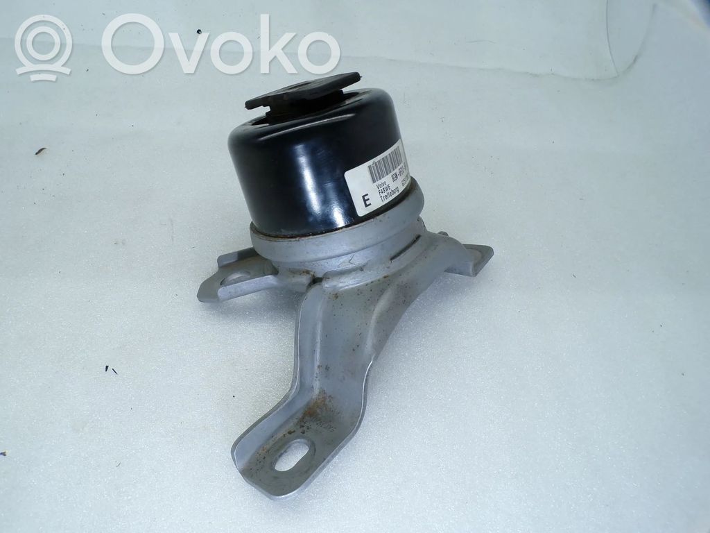 Engine mount bracket   8G9N6F012BB,G2517002