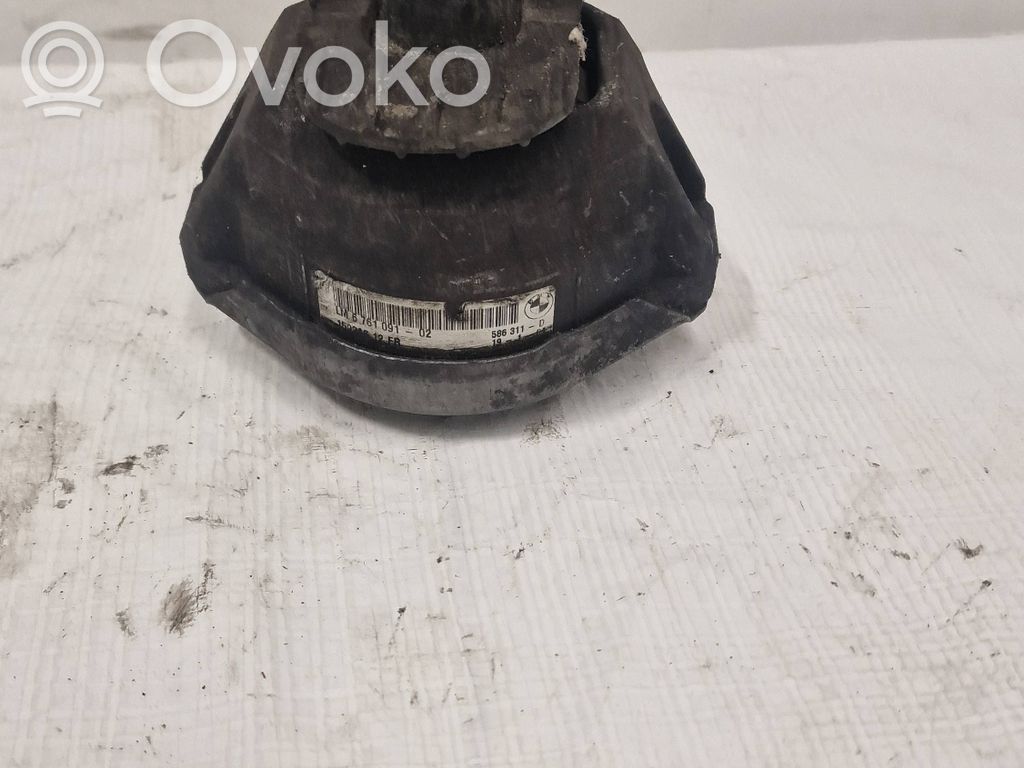 Engine mount bracket   6761091,15034612