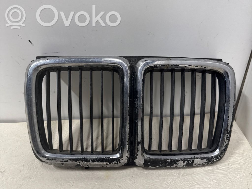 Front grill   1908697,5113,6113,19086970