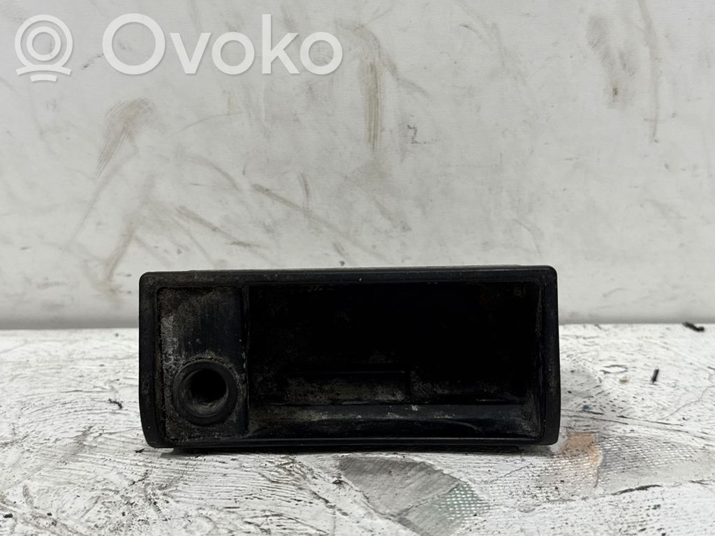 BMW 3 E36 Pelnutrauks 