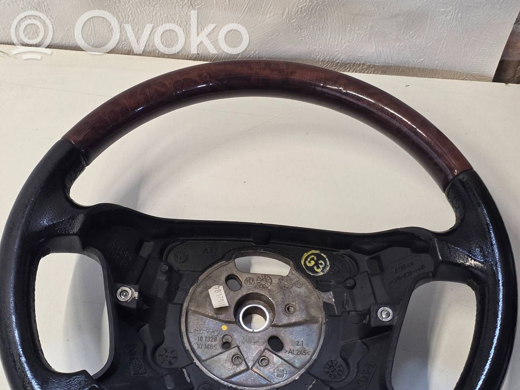 Steering wheel   6756414,4335E391H