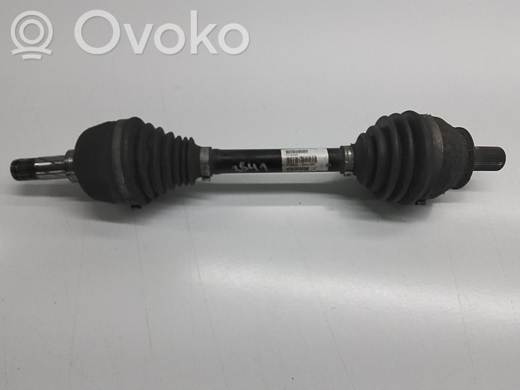 Volvo V60 Priekinis pusašis 