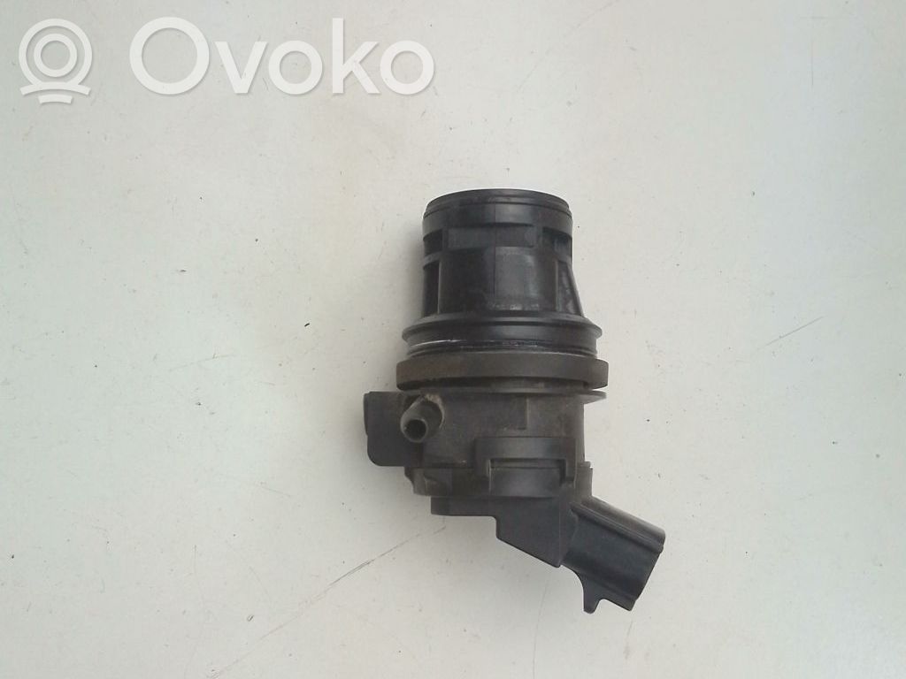 Mazda 6 Windscreen/windshield washer pump 