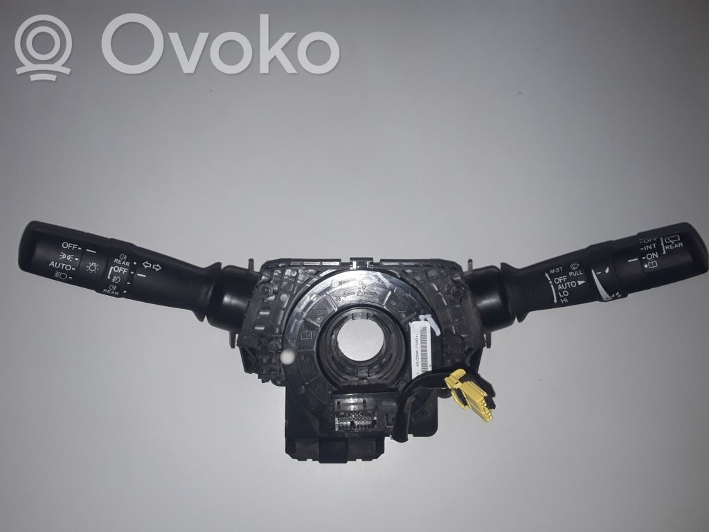Honda CR-V Wiper turn signal indicator stalk/switch 