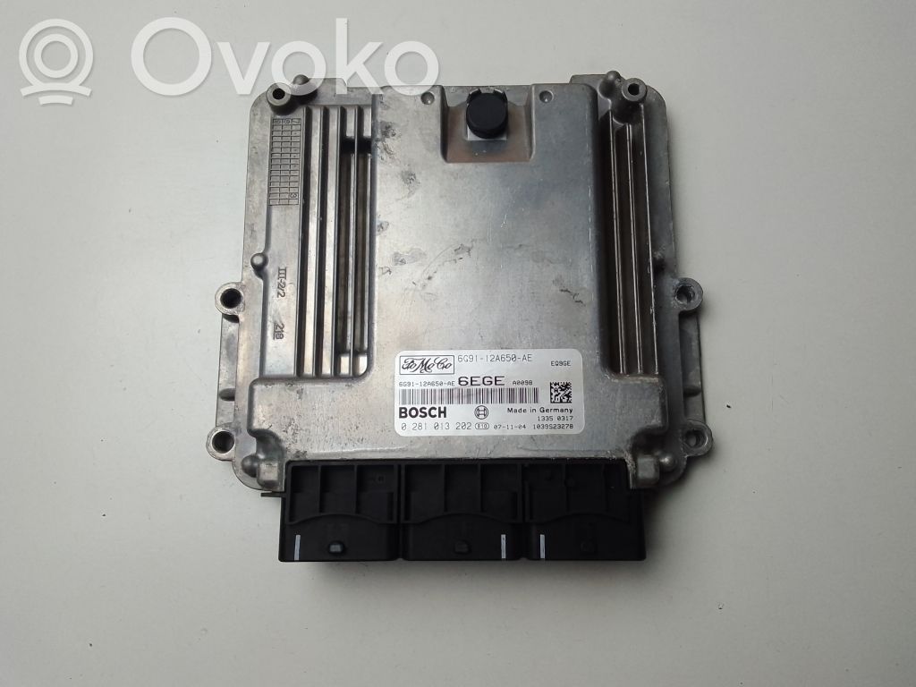 Land Rover Discovery Sport Engine control unit/module 