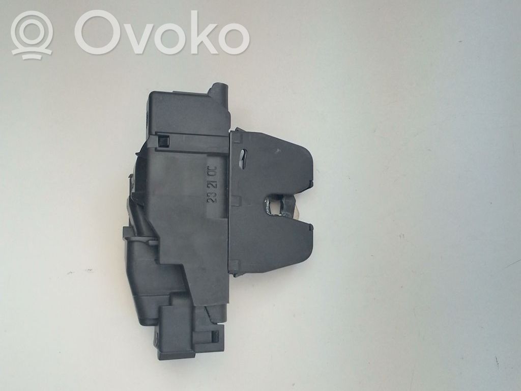 Opel Corsa F Loading door lock 