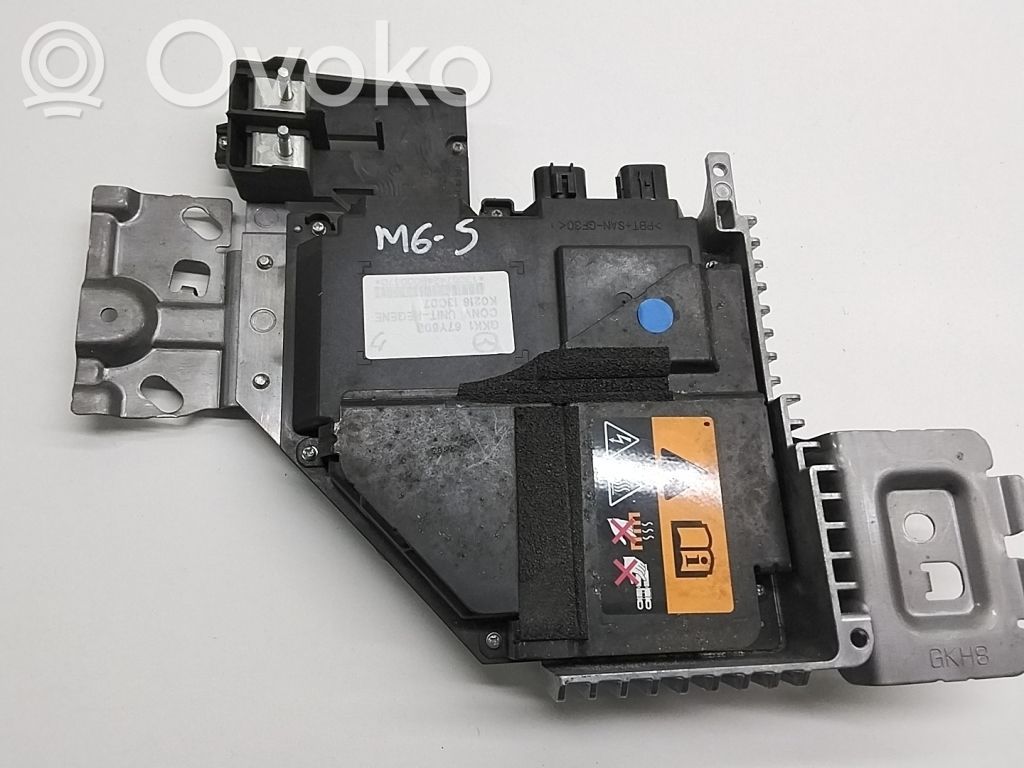 Mazda 6 Voltage converter/converter module 