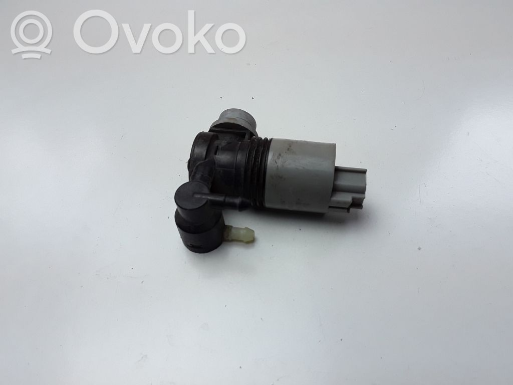 Toyota Auris E180 Windscreen/windshield washer pump 