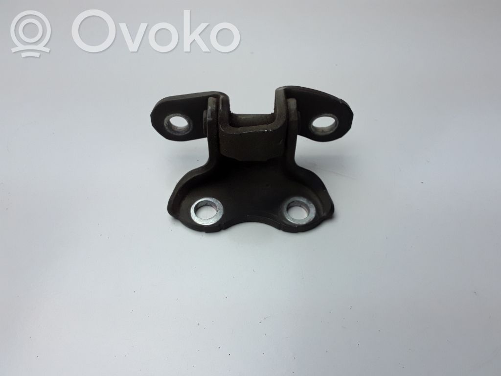 Toyota Auris E180 Front door lower hinge 