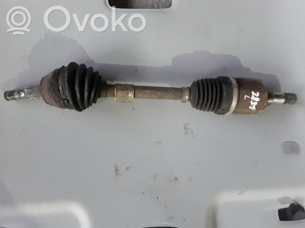 Ford Focus Priekinis pusašis 
