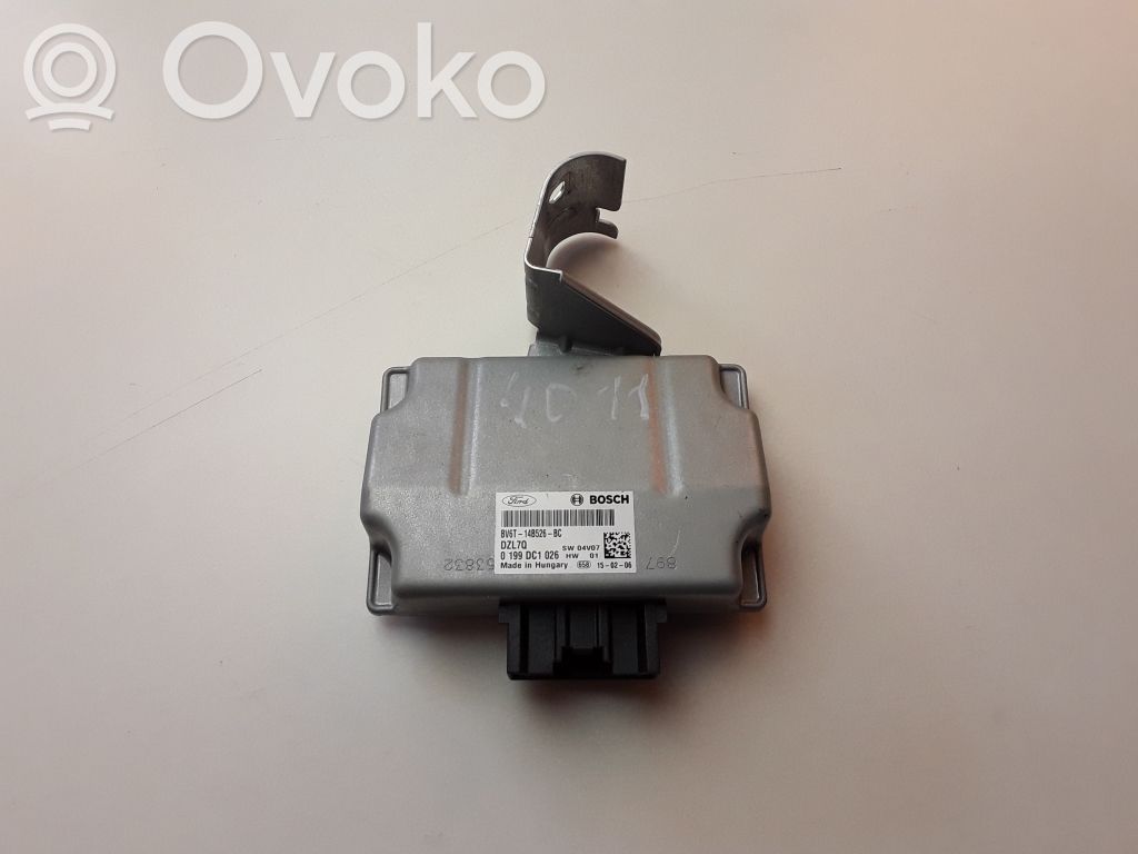 Ford Focus Voltage converter/converter module 