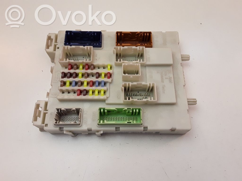 Ford Focus Comfort/convenience module 