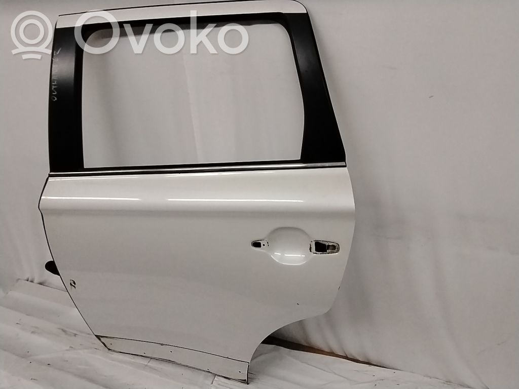 Mitsubishi Outlander Puerta trasera 
